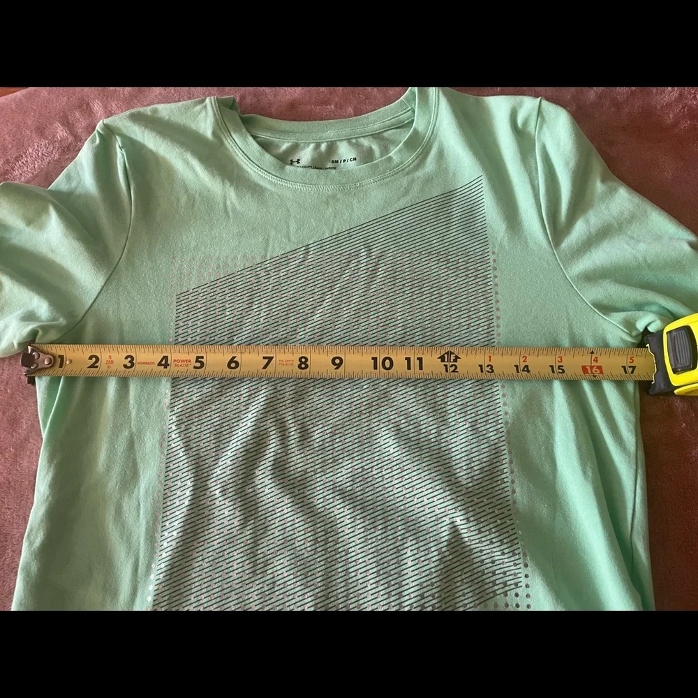 Under Armour long sleeve top. - Picture 8 of 9